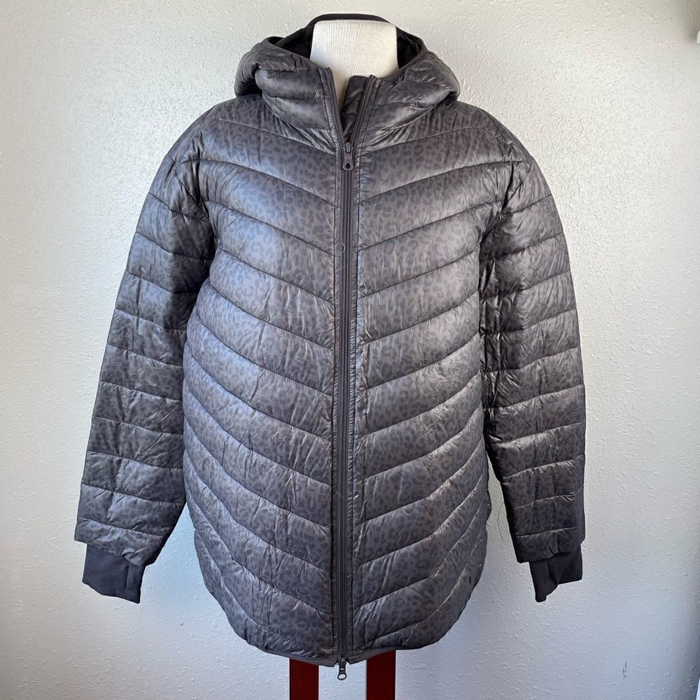 Offline by Aerie Hooded Puffer Jacket Size L EUC